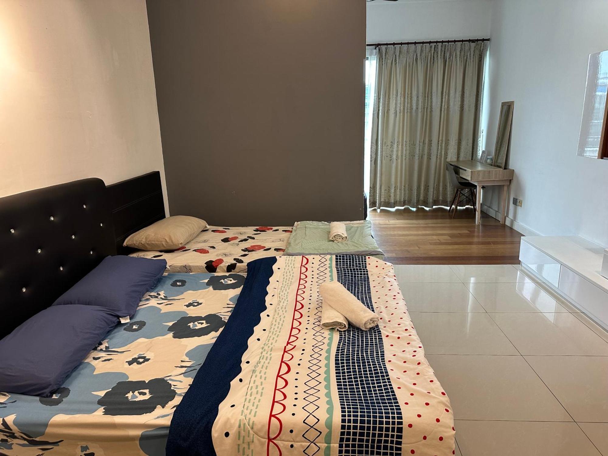 The Loft Imago Suites, *